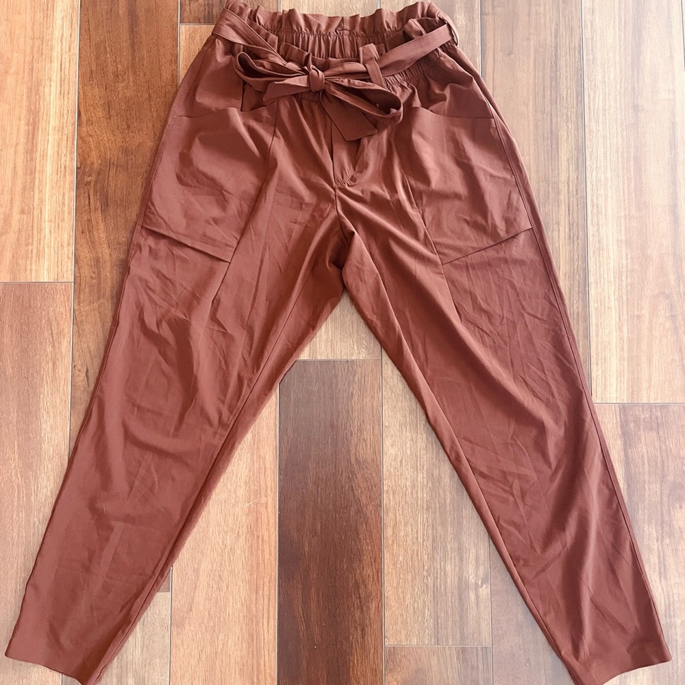 ATHLETA Skyline Pants Womens 8 Cognac Brown High Waist Belted Pleated - Picture 3 of 9